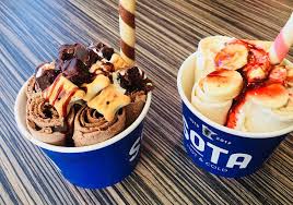 Thai Rolled Ice Cream At Sota Hot And Cold Food Sweet Recipes Eat