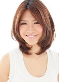 I have some great ideas for hairstyles as well as haircuts for you that would make your round face look much sharper. Pin On Hair And Makeup