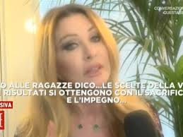 Età, altezza, peso, marito e figli della famosa giornalista sportiva della rai non c'è evento sportivo, in rai, senza paola ferrari, da anni volto di punta dei programmi. Paola Ferrari Diletta Leotta Bella E Brava Ma Sono Contraria Alla Chirurgia Estetica Alla Sua Eta Corriere Tv