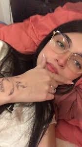 Abi Roldan's Instagram, Twitter & Facebook