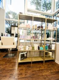 Ikea S Vittsjo Bookshelves Wear Gold To Highlight The Merchandise Salon Retail Display Retail Shelving Ikea Vittsjo