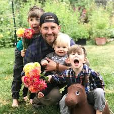 We offer ecofriendly, biodegradable packaging on all of our products with the option to pick up or deliver to fort collins and local surrounding areas. Meet The Family Bighorn Blooms