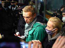 Jailed putin critic alexei navalny could die at any minute, doctors warn. Opposition Leader Alexey Navalny Detained On Return To Moscow World Gulf News