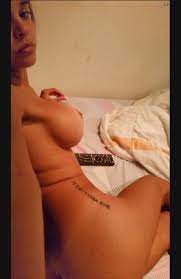 Daniela Baptista Nude - 23 photos