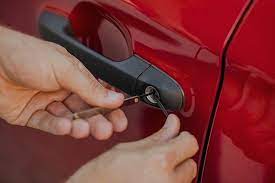 A big garage can be a workshop for your projects, a place to store your expensive tools, a home for your car or a getaway for you when you need a break from the family. How To Unlock A Car Extra Locksmith Utah County