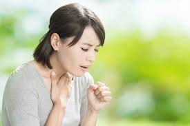 Minum air campuran jahe, madu dan lemon. Yuk Cermat Memilih Obat Flu Dan Batuk Alodokter