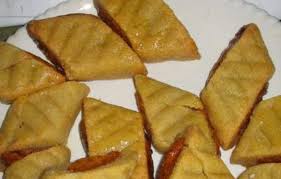 Makrouts D Eugenie A La Pate D Abricots 3eme Rencontre Marmiton Recette En 2020 Marmiton Alimentation Idees De Collations