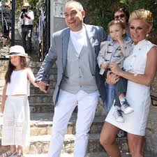 17 ιουν 2021 14:35 celebrities. H Katerina Karabatoy Kai O Krateros Katsoylhs Baftisan Ton Gio Toys Instyle Gr