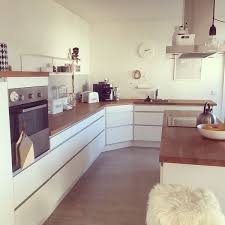 Tolle Kuche Weiss Und Holz Haus Kuchen Wohnung Kuche Kuchen Planung