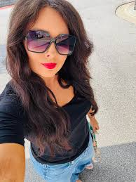 One more day until mini vacation! Taking a road trip with my mom and sister  to Branson. It's been awhile since we've all been together. This should be  fun!