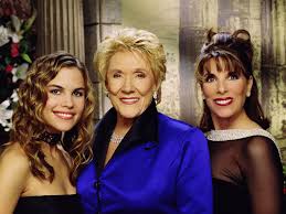 Pendant que josé fait le joli coeur bénédicte écrit des lettres d'amour à josé mais ne les lui donne pas. Les Feux De L Amour Ces 10 Morts Qui En Fait Ne L Eta Tele Star