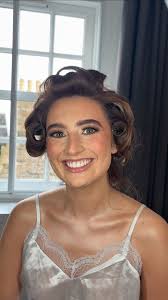 the most lovely morning yesterday getting Rachel and her bridal party ready  for her big day 👰🏼‍♀️🤍 how gorgeous does @rachelmelville_ look😍