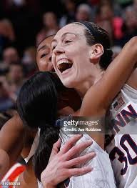 298 Morgan Tuck Uconn Photos & High Res Pictures