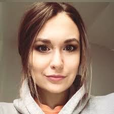 Kinsley Benson's Instagram, Twitter & Facebook