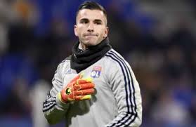 Marcelo bielsa, dont la fin de l'aventure au losc a été signifiée en novembre 2017, contestait depuis son licenciement, pour faute. La Femme De Marcelo Ol Charge Anthony Lopes
