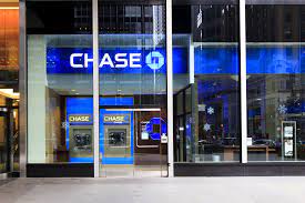 A local bank — also known as a community bank — is a financial institution owned and operated locally. Big Banks Vs Small Banks Which Is Better Mybanktracker