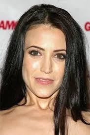 Leslie Rae's Instagram, Twitter & Facebook