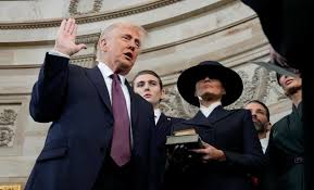 大統領就任式の紫色のネクタイが意味する真意とは 元駐ルクセンブルク大使が見るトランプ政治 | AERA DIGITAL（アエラデジタル）