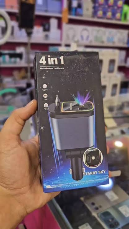 5 in 1 Starlight Car Charger 🚗✨ مش بس شاحن… تجربة كاملة لسيارتك 😍 🔌 شحن  سريع لعدة أجهزة بنفس الوقت 🌌 إضاءة Starlight تعطي جو فخم 🌸 موزّع عطر مع  زيوت