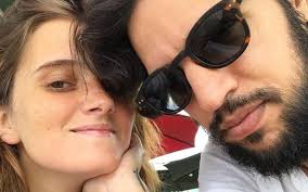 Ela não resistiu a deixar um comentário: Carolina Deslandes Namorado Vitima De Roubo Espero Que Me Consigam Ajudar Impala