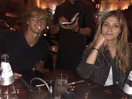De son côté, zverev a conservé la même défense du début de cette affaire jusqu'à la fin du rolex tout a commencé le 28 octobre lorsqu'olya sharypova a raconté pour la première fois son passé sur instagram sans nommer alexander zverev. Olya S Story Racquet