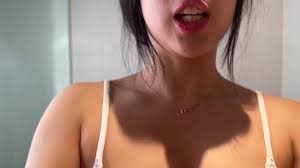 Hawaii Travel Vlog - Korean Girl Fucks Top-Spending Fan with Accidental  Creampie WTF?!