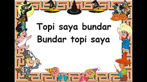 Bisa juga lewat media digital resmi seperti google play music, itunes, amazon, joox, langit musik, spotify, deezer, qobuz, kkbox dan media pembelian resmi online lainnya. Topi Saya Bundar Lirik Lagu Anak Cipt Musik Pompi S Youtube