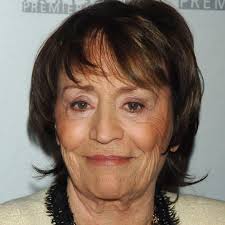 Cause toujours... tu m'intéresses! (1979) Full Cast & Crew