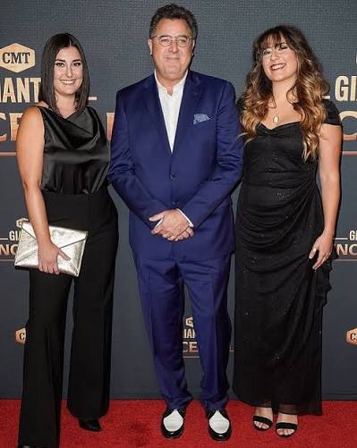Jenny Gill | CMT Giants honored my Dad last night. It was an incredible  tribute and I can't wait for everyone to see it on Sept. 16! To the ladies  that... | Instagram