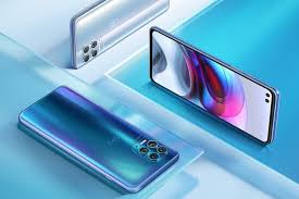 This phone is designed to be modern and on par with the competition. Motorola Edge 20 5g S New Leak Reveals 3 Variants 7 Color Options Gizmochina