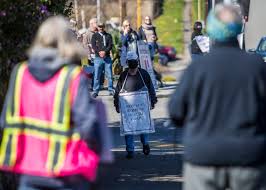 Officials Create A No Protest Zone Around Planned Parenthood Heraldnet Com
