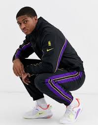 2020 season schedule, scores, stats, and highlights. Nike Basketball La Lakers Nba Trainingsanzug In Schwarz Purpur Asos