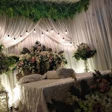 Insipirasi desain untuk tempat tidur atau kasur dilantai adalah salah satu ide kamar tidur minimalis yang cocok. 5 Dekorasi Kamar Pengantin Sebagai Pelengkap Malam Pertama