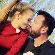 People who liked aline abboud's feet, also liked Michael Wendler Und Seine Freundin Sorgen Fur Fremdscham Momente Stern De