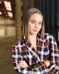 Daniela melchior has more than 220,000 supporters on her itsdanielamelchior instagram account. Daniela Melchior Vai Estrear Se Em Hollywood Em Esquadrao Suicida 2 Sic Mulher