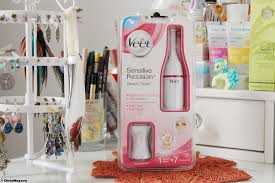 La gamme d'épilateurs électriques veet. Mon Avis Sur L Epilateur Maillot Et Sourcils Veet Sensitive Precision