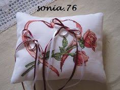 Visualizza altre idee su cuscino portafedi, ricamo uncinetto, schema uncinetto. 50 Idee Su Punto Croce Cuscino Portafedi Punto Croce Croce Cuscino Portafedi