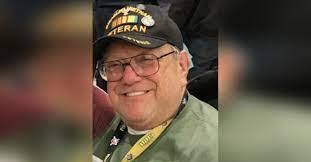 Edward Bechtold's Instagram, Twitter & Facebook