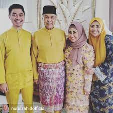 Able to work under pressure and have a great ability to work effectively. Bermadu Memang Manis Andai Kena Pada Caranya Datin Bahazanariah Dato Nurul Zahid Nona