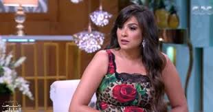 غادرت الفنانة ياسمين عبدالعزيز المستشفى، الجمعة 6 أغسطس، بعد تحسن حالتها الصحية عقب خضوعها لجراحة دقيقة قبل أسابيع، الخبر الذي أسعد جمهورها. Ø´Ù‚ÙŠÙ‚ ÙŠØ§Ø³Ù…ÙŠÙ† Ø¹Ø¨Ø¯ Ø§Ù„Ø¹Ø²ÙŠØ² Ø¹Ù† Ù…Ø´ÙˆØ§Ø± Ø¹Ù„Ø§Ø¬Ù‡Ø§ Ù‡Ø§Ù†Øª ÙŠØ§ Ø±ÙˆØ­ÙŠ Ø§Ù„ÙŠÙˆÙ… Ø§Ù„Ø³Ø§Ø¨Ø¹