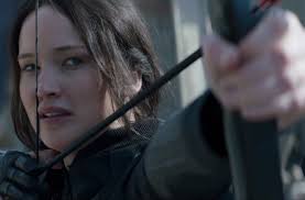 Aclik Oyunlari 3 Alayci Kus Bolum 1 The Hunger Games 3 Mockingjay 2020 Mockingjay Aclik Oyunlari Katniss Everdeen