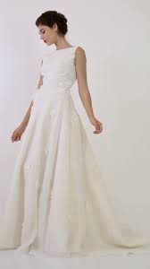 I vestiti da spos in organza non sono molto economici. Charlotte Dress Bridal Collection 2021 More Abiti Da Sposa