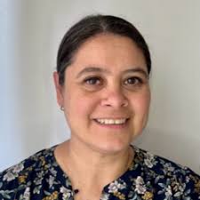 Alethea Smith's Instagram, Twitter & Facebook