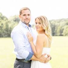 I'm arabella, and i'm from hollywood, but i currently live in music city(aka nashville)! Arabella And Michi Photography Arabellaandmichi Profil Pinterest