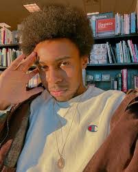 Dexter Matthews's Instagram, Twitter & Facebook