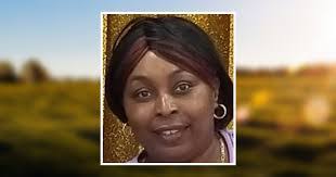 Keshia Thompson's Instagram, Twitter & Facebook