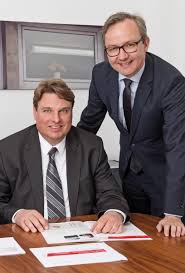The apple cash card is issued by green dot bank, member fdic. Deutsche Factoring Bank Umsatz Wachst Um 8 Prozent Verlagsgruppe Knapp Richardi Verlag Fur Absatzwirtschaft