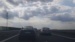 Oamenii au la îndemână şi soluţia modernă: Nu Se Poate PlÄƒti Prin Sms Taxa De Pod De La Fetesti Europa Fm