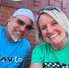 Lisa Weddle (@barbells_and_bigrigs) • Instagram photos and videos