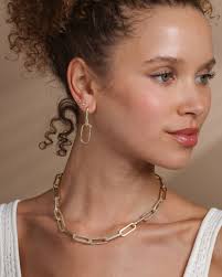 Carrie Chain Convertible Huggies